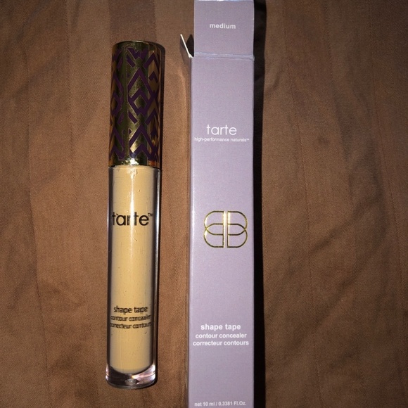 Tarte Other - NWOT Tarte Shape Tape in Medium